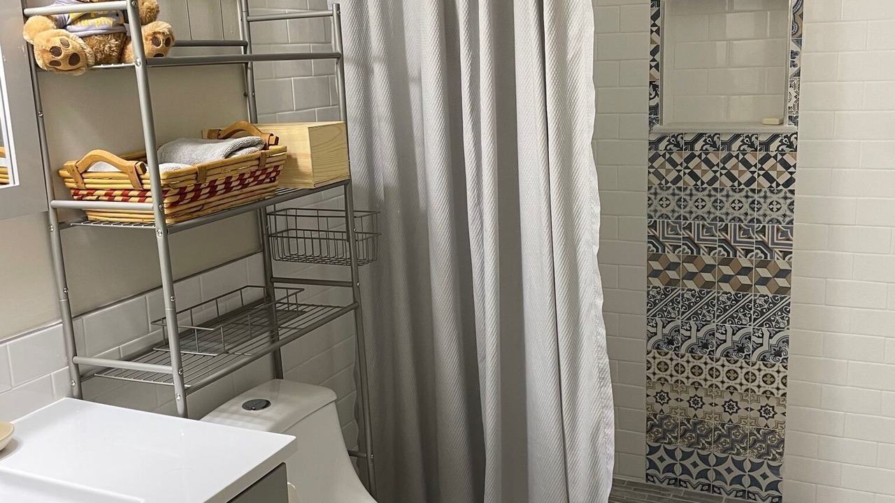 Photo of Bathroom in Unaka