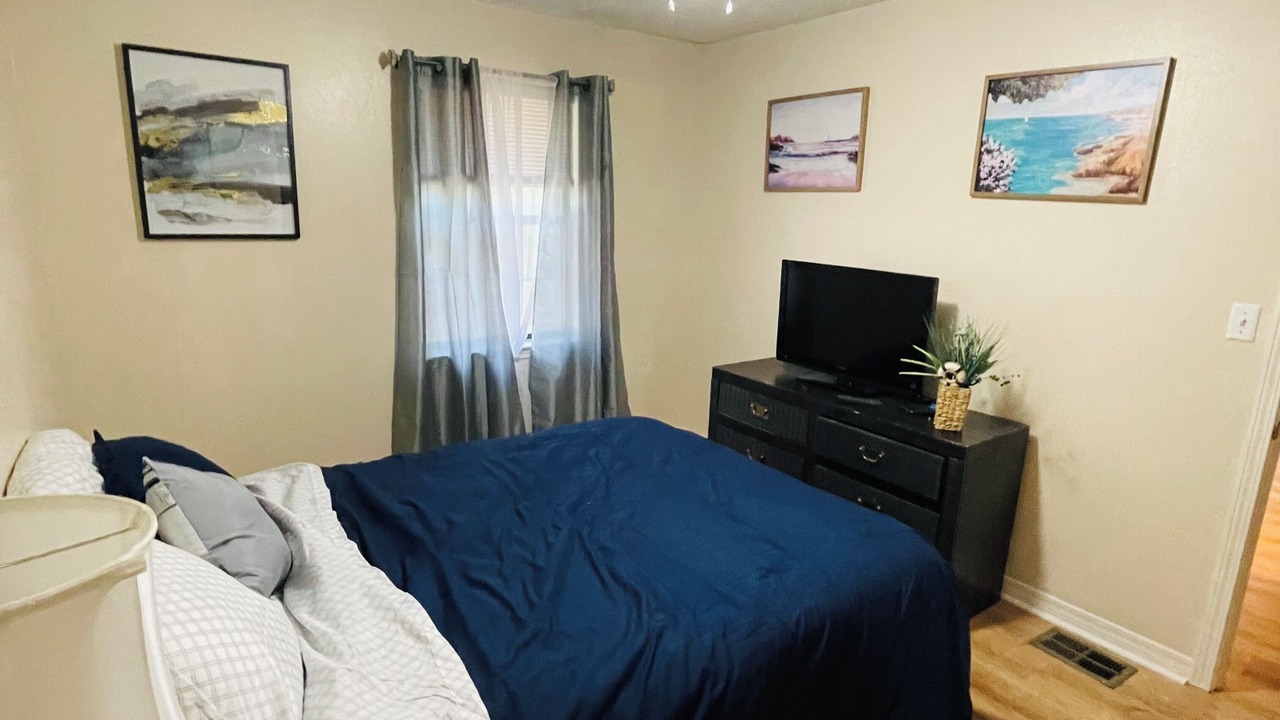 Photo of Bedroom in Niceville