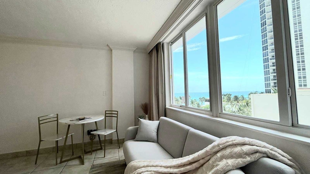 Photo of Livingroom in Sunny Isles Beach