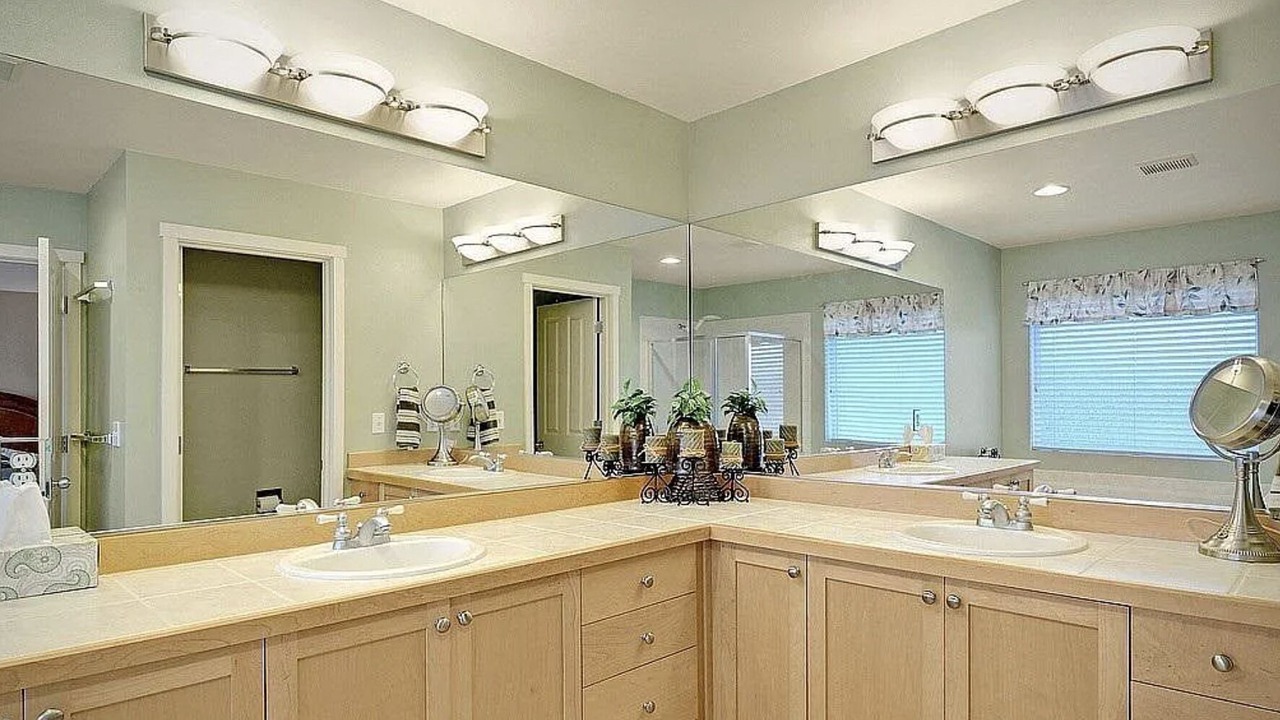 Photo of Bathroom in Ravensdale