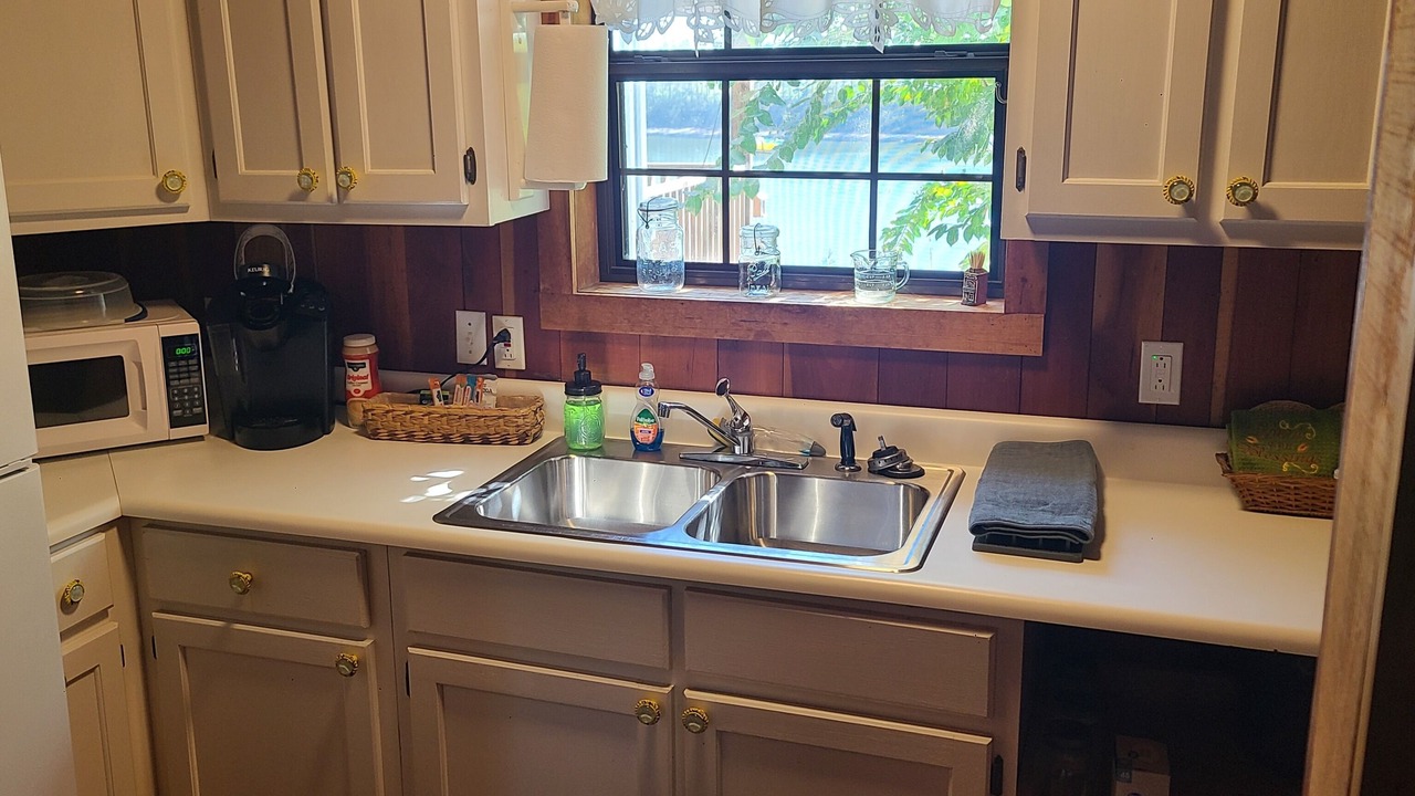 Photo of Kitchen in Morris Chapel