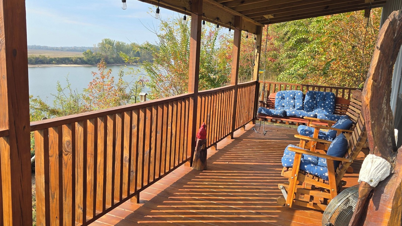Photo of Patio Balcony in Morris Chapel
