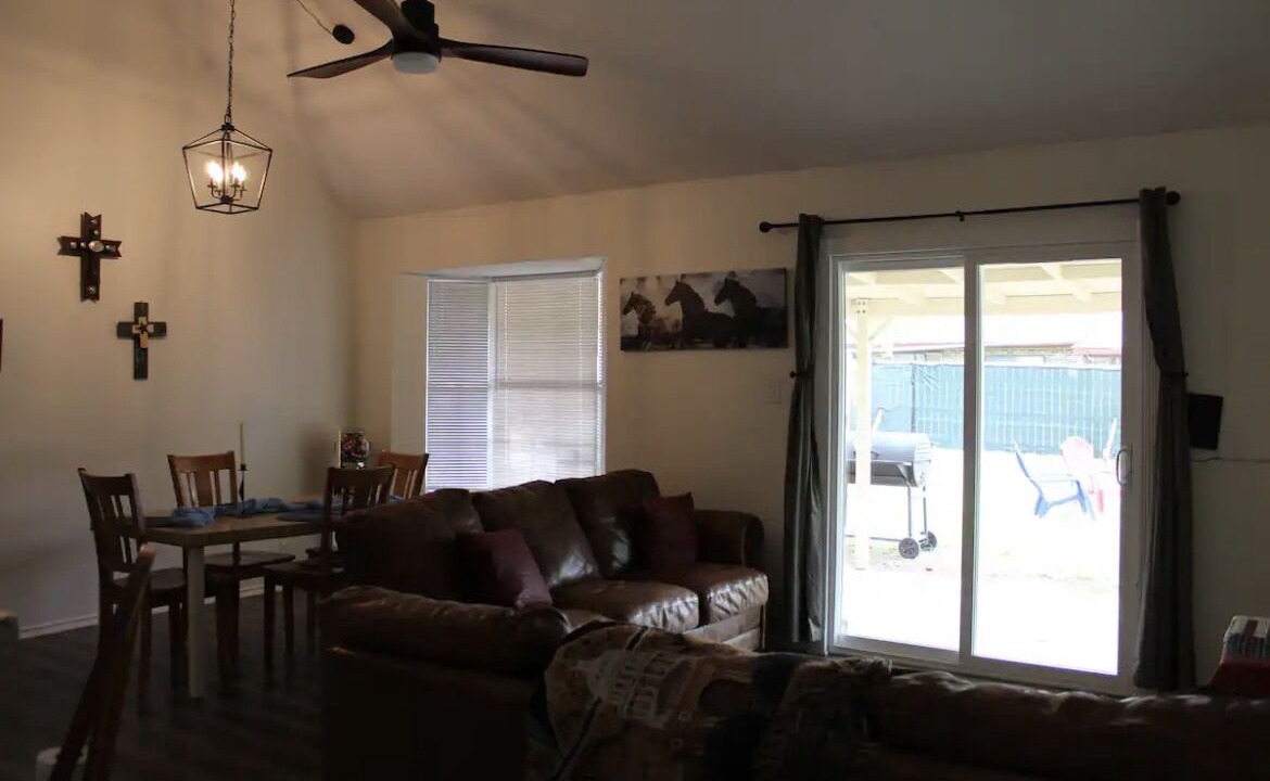 Photo of Livingroom in Cibolo