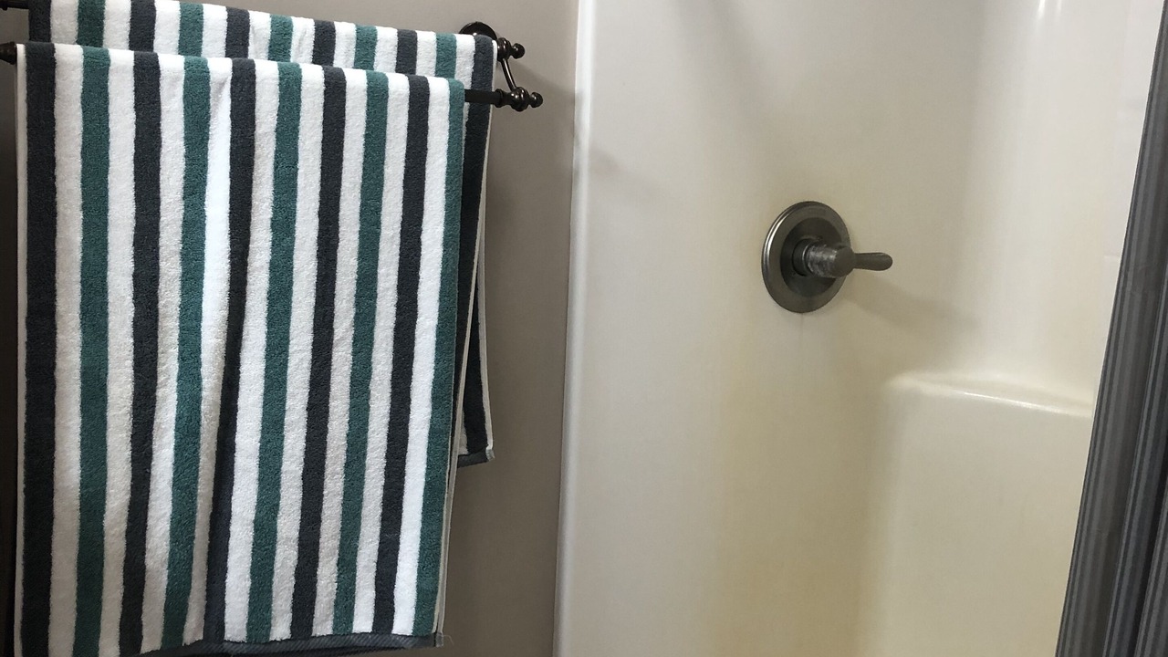Photo of Bathroom in Oglesby
