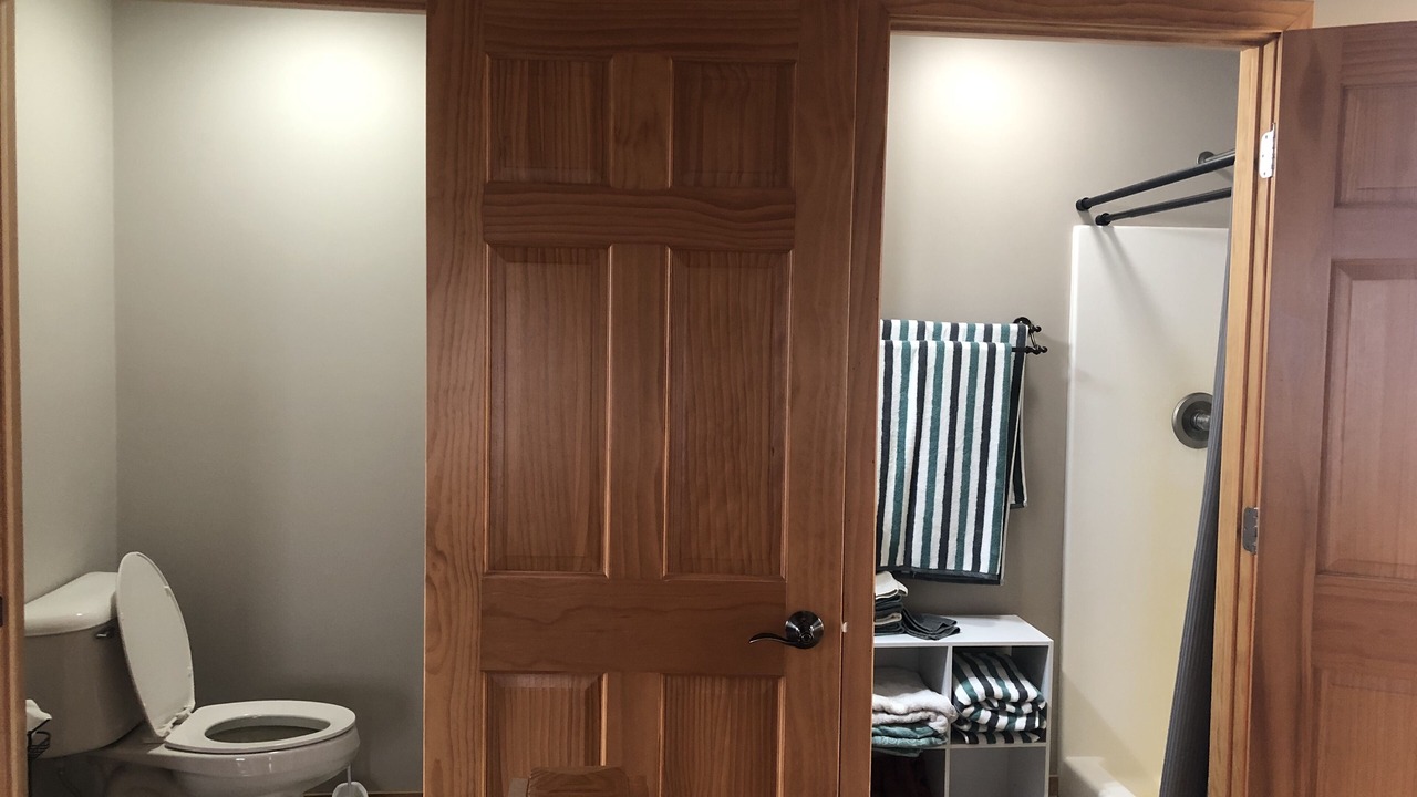 Photo of Bathroom in Oglesby