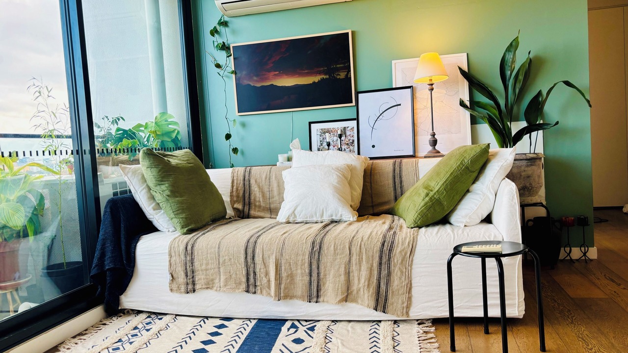 Photo of Livingroom in South Yarra