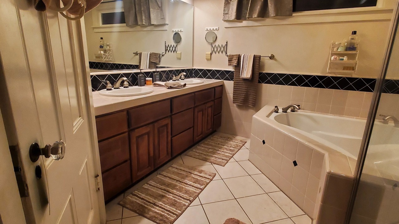 Photo of Bathroom in Woodbridge