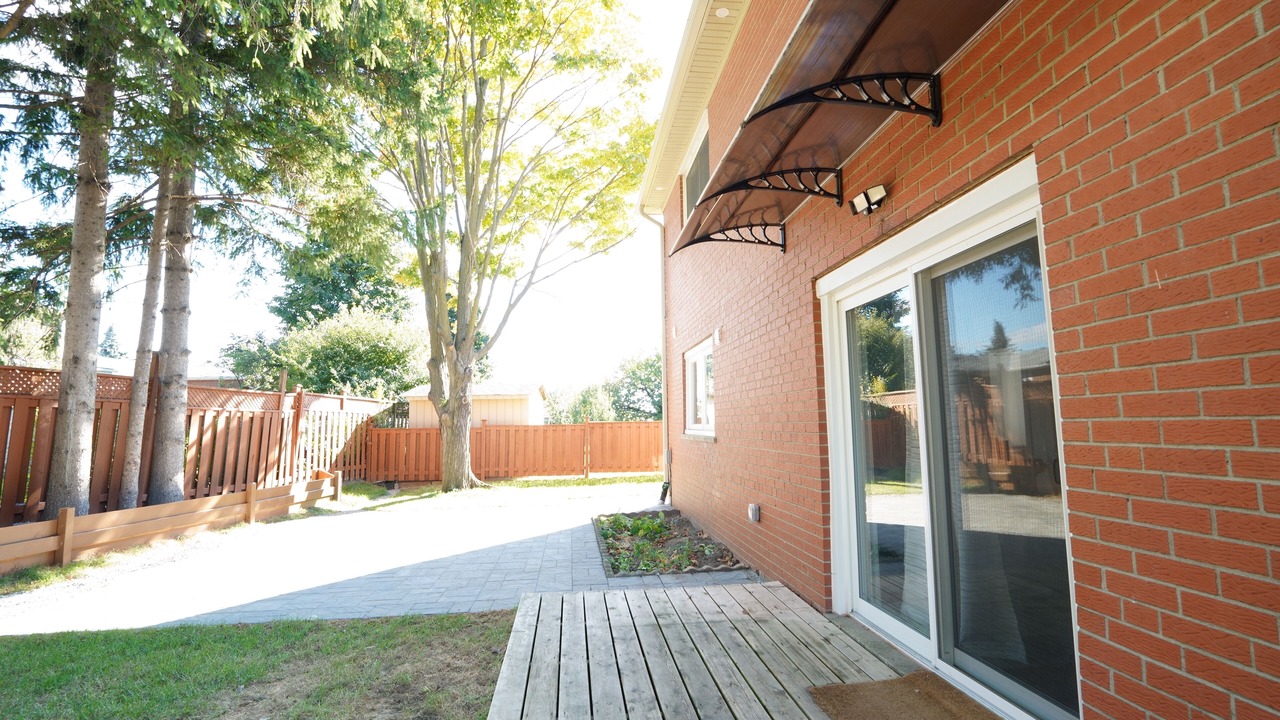 Photo of Outdoor in York University Heights