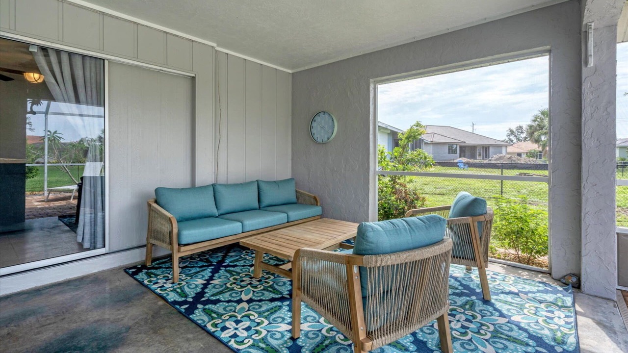 Photo of Patio Balcony in Charlotte Harbor