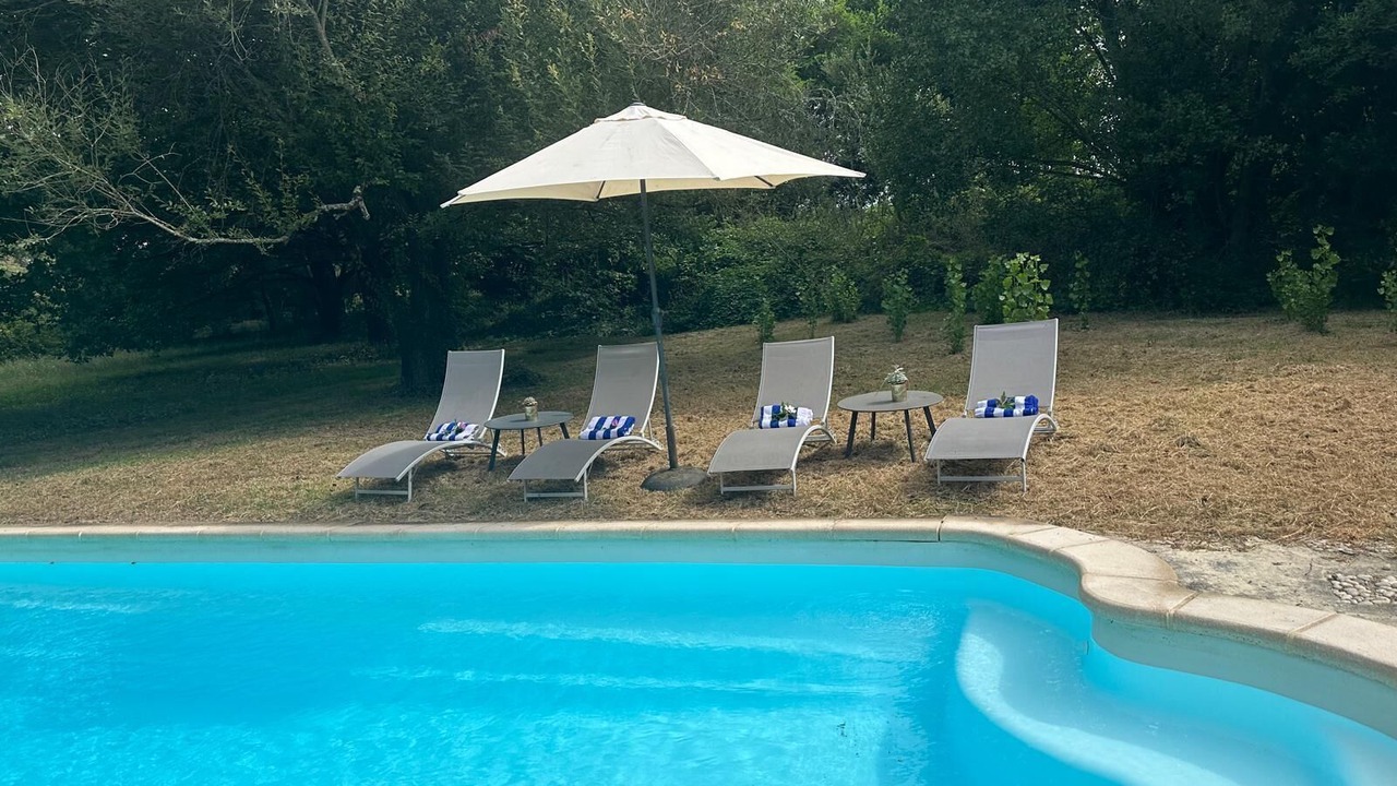 Photo of Outdoor in Sainte-Terre