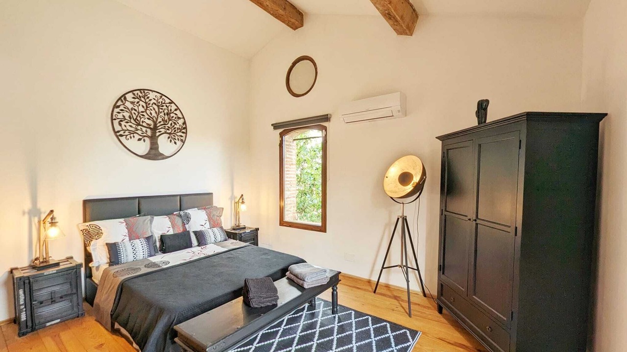 Photo of Bedroom in Pia