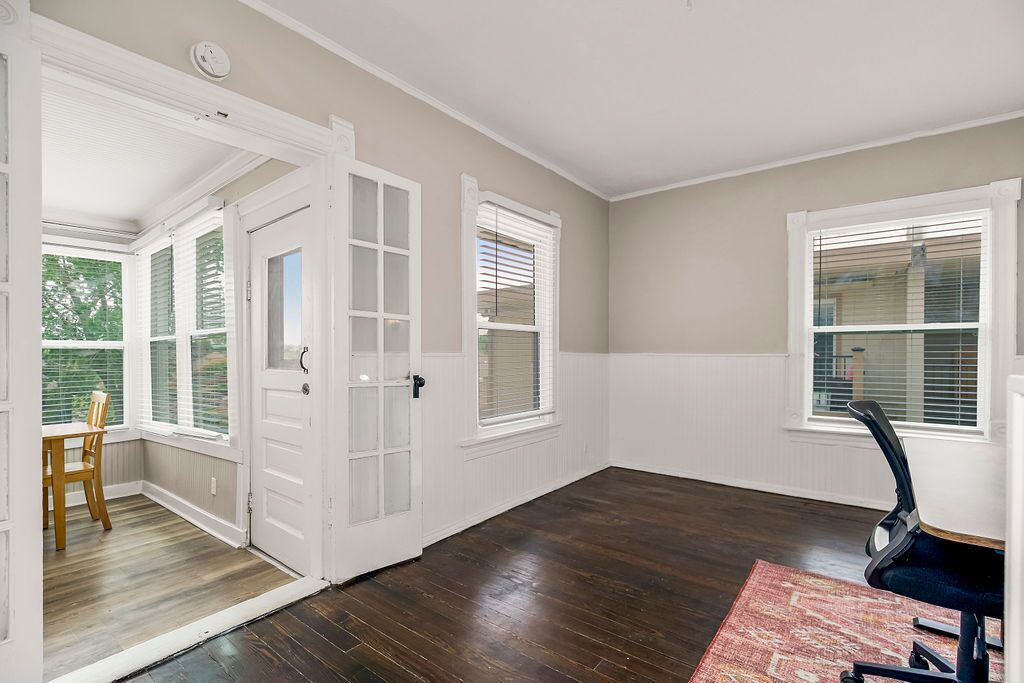 Photo of Others in Southmoreland