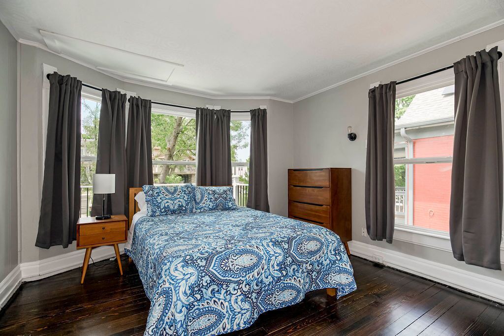 Photo of Others in Southmoreland