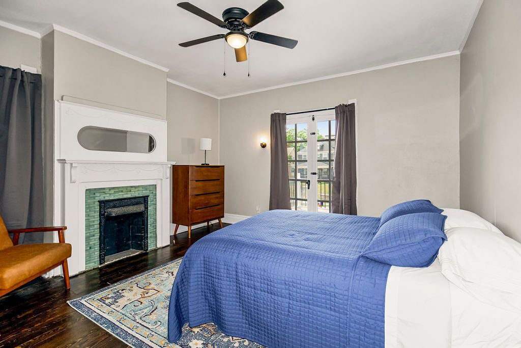 Photo of Others in Southmoreland