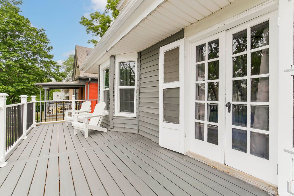 Photo of Others in Southmoreland