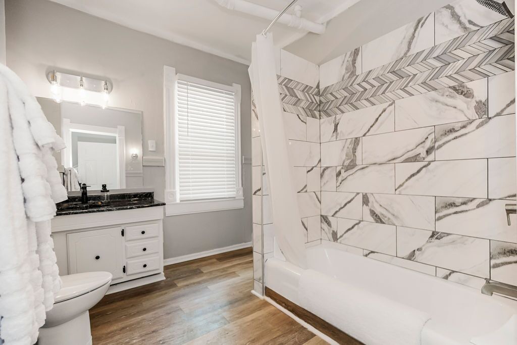 Photo of Bathroom in Southmoreland