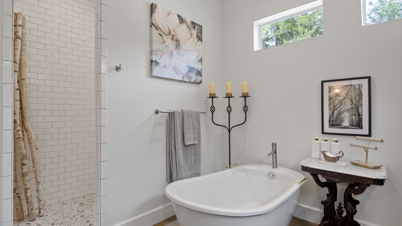 Photo of Bathroom in Red Oak