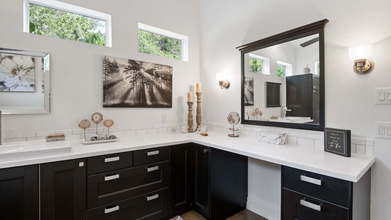 Photo of Bathroom in Red Oak