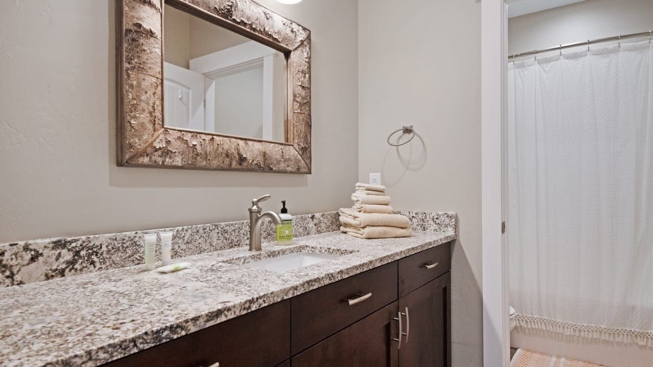 Photo of Bathroom in Garden City