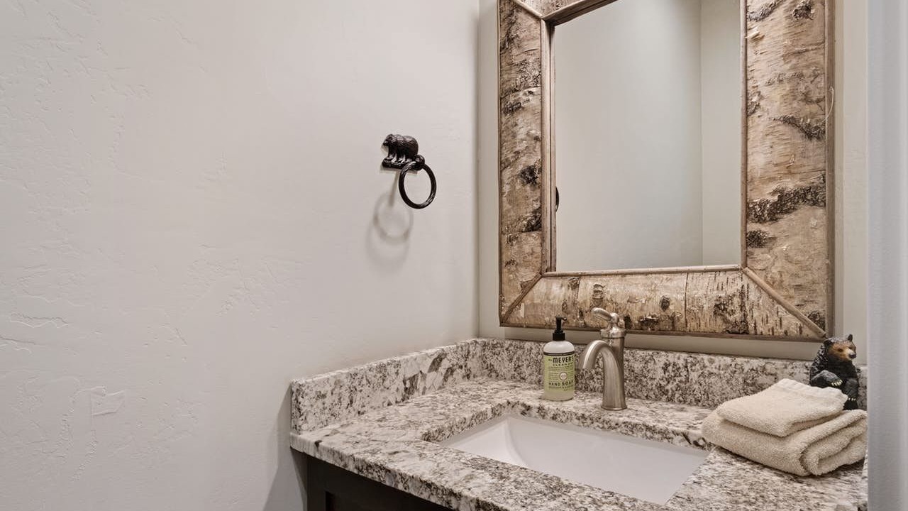 Photo of Bathroom in Garden City