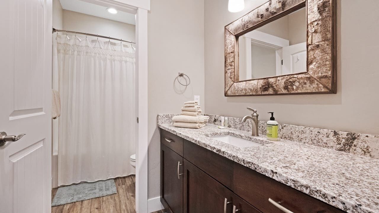Photo of Bathroom in Garden City