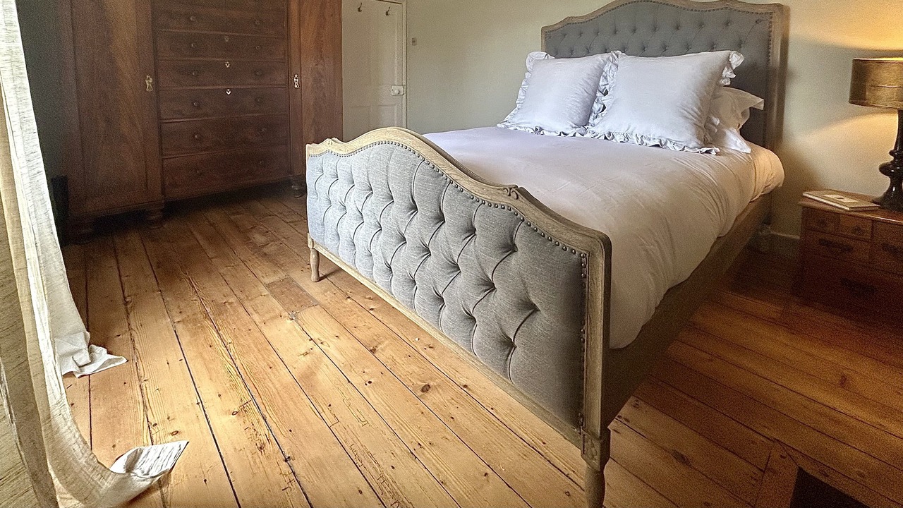 Photo of Bedroom in Tetbury