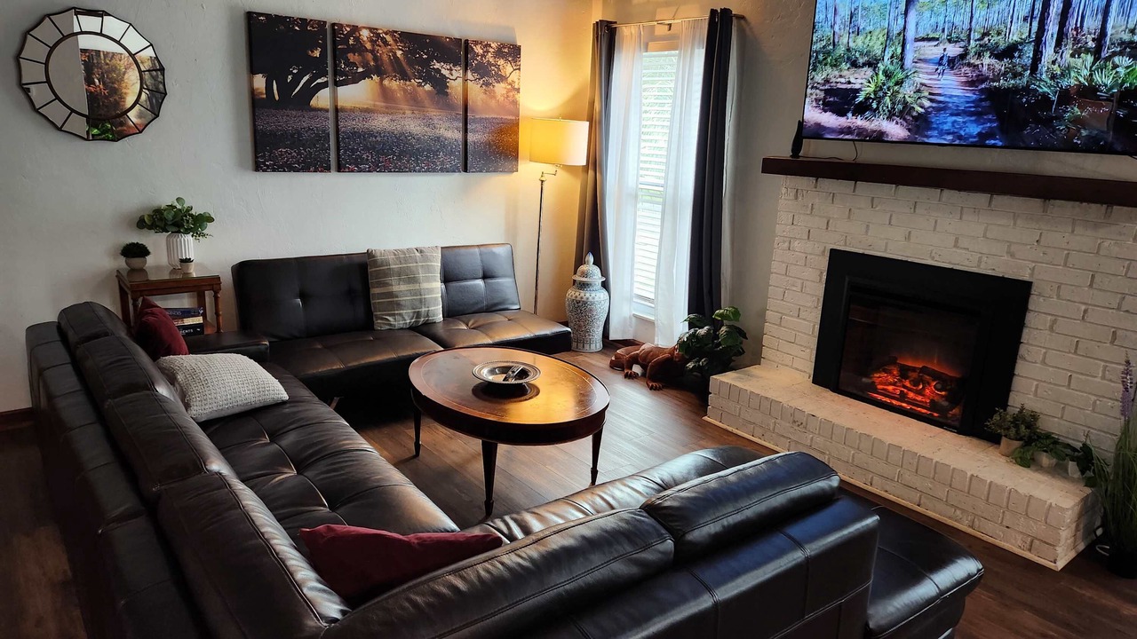 Photo of Livingroom in Tallahassee