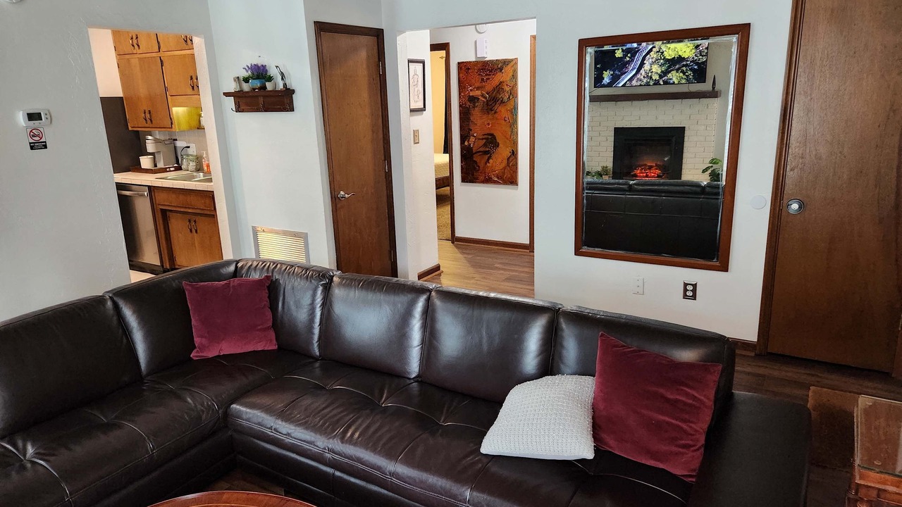 Photo of Livingroom in Tallahassee