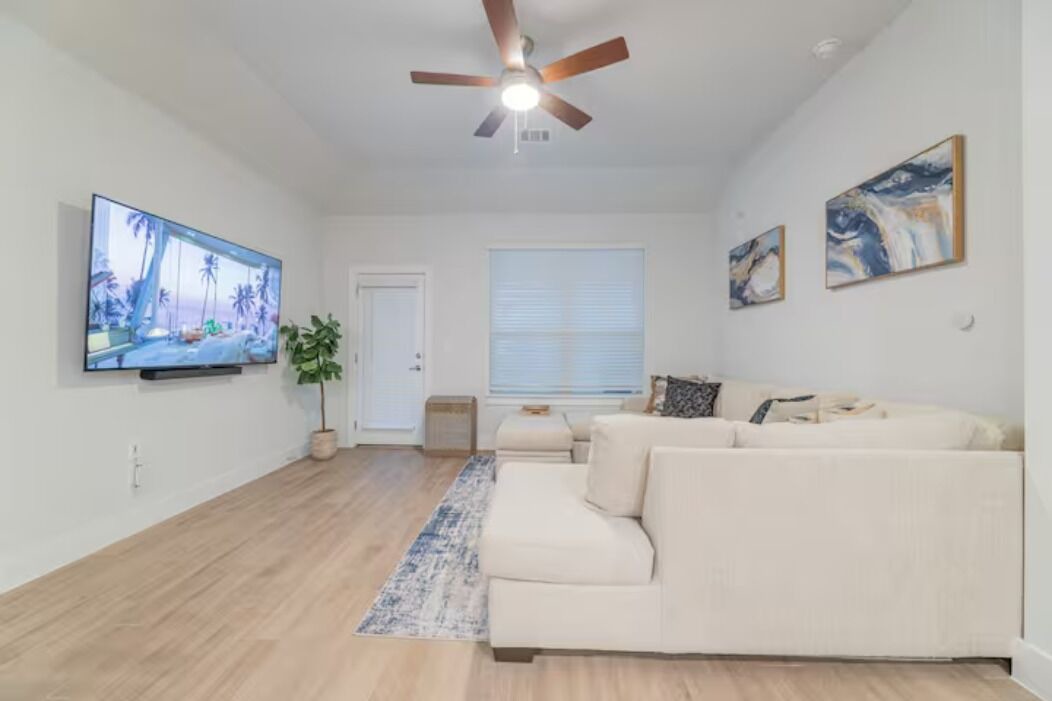 Photo of Livingroom in Austin
