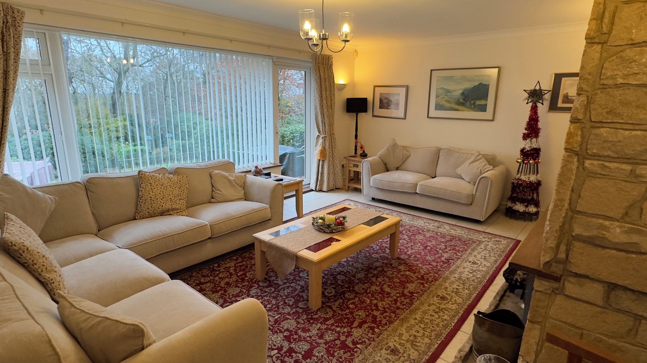 Photo of Livingroom in Longham