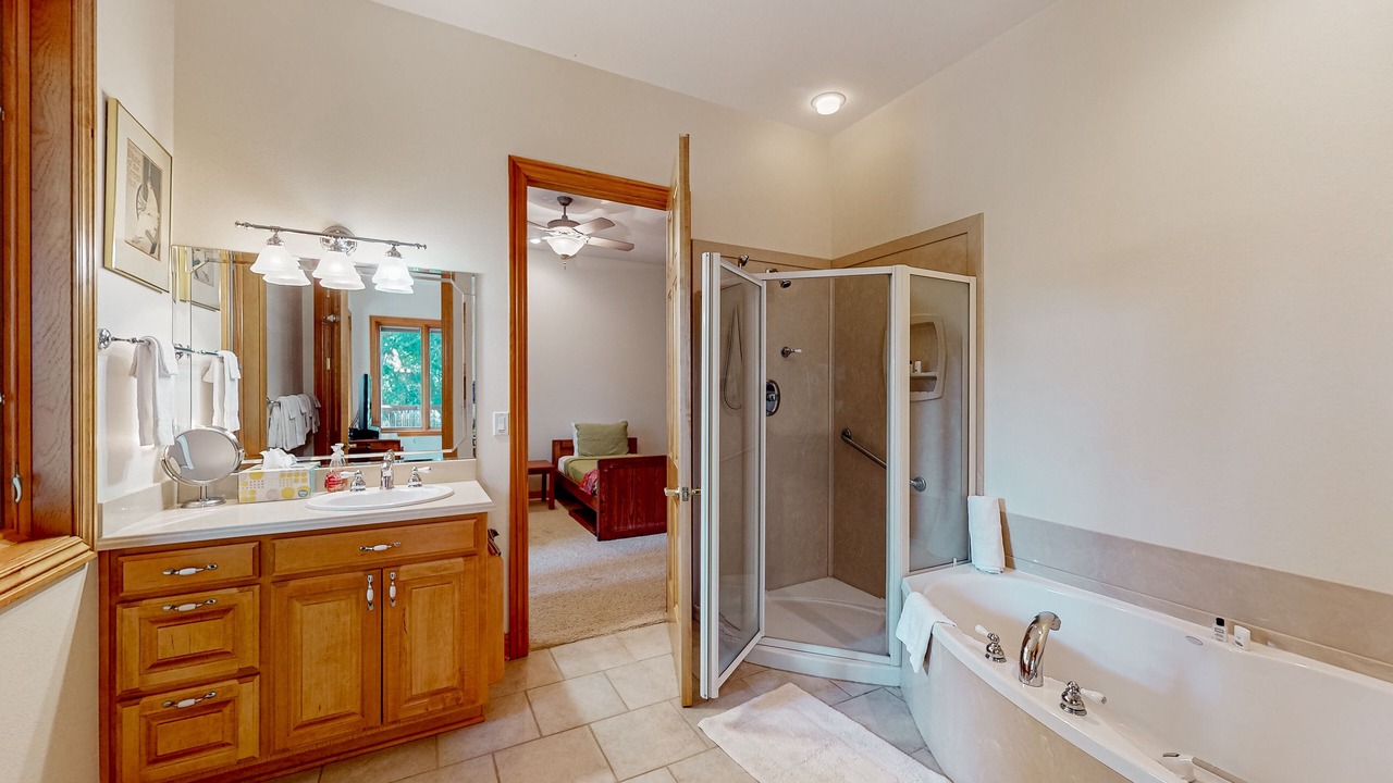 Photo of Bathroom in Eureka Springs
