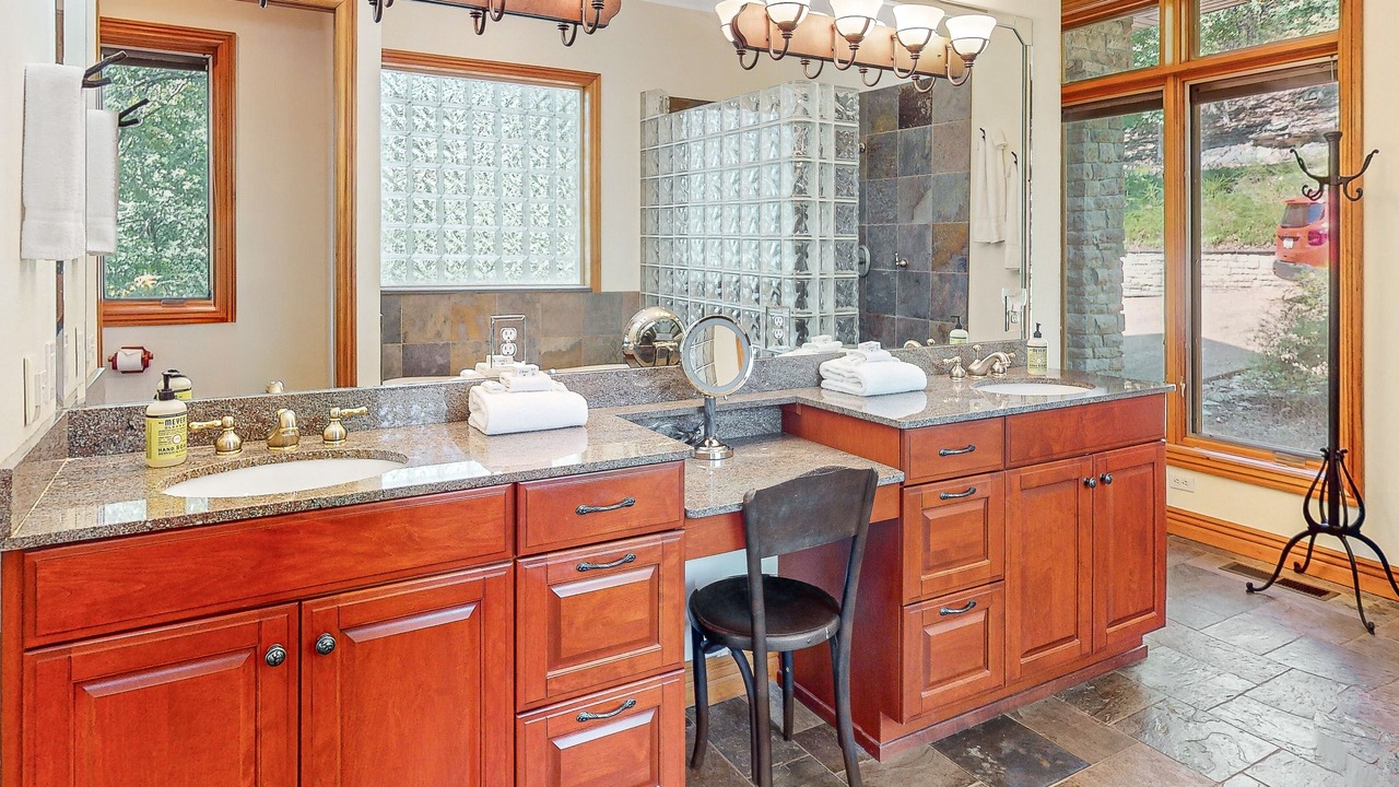 Photo of Bathroom in Eureka Springs