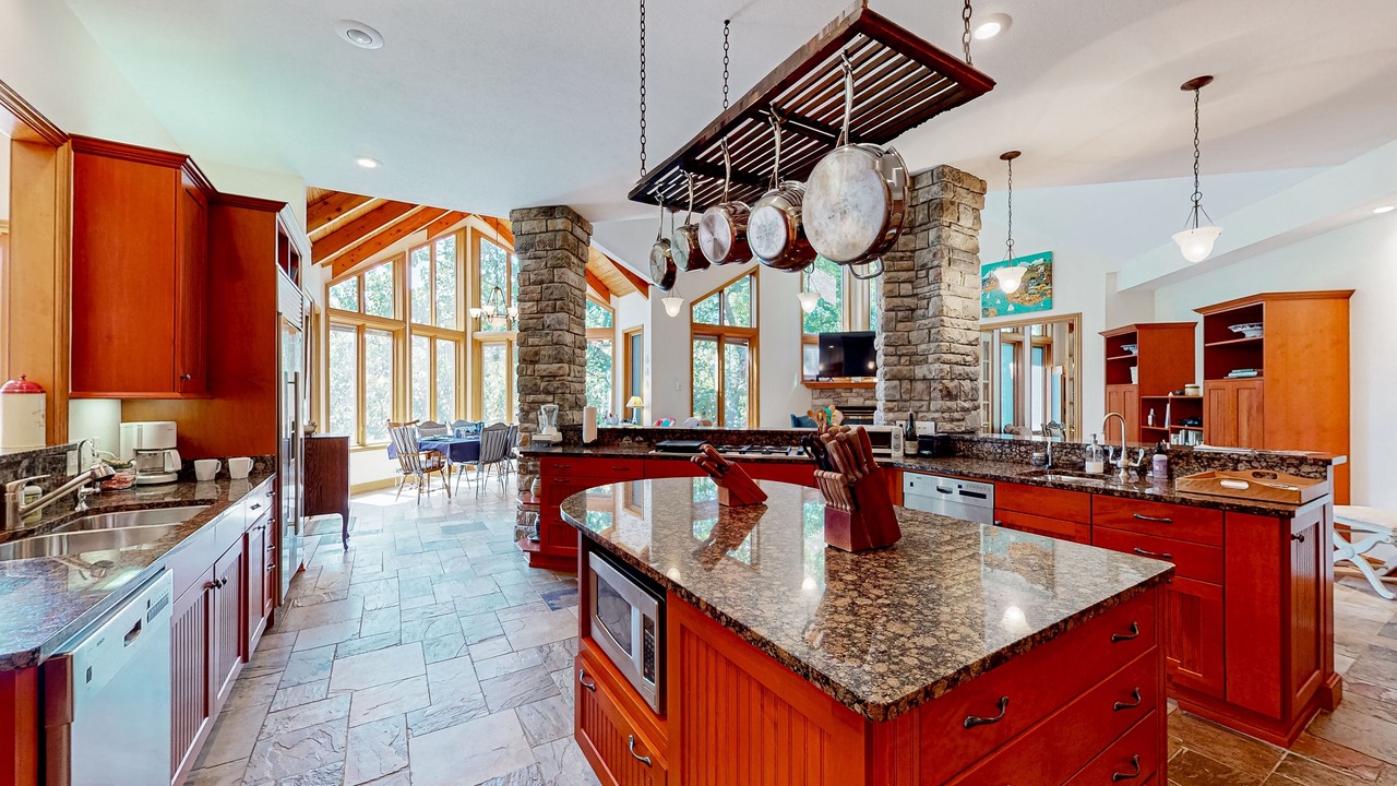 Photo of Kitchen in Eureka Springs