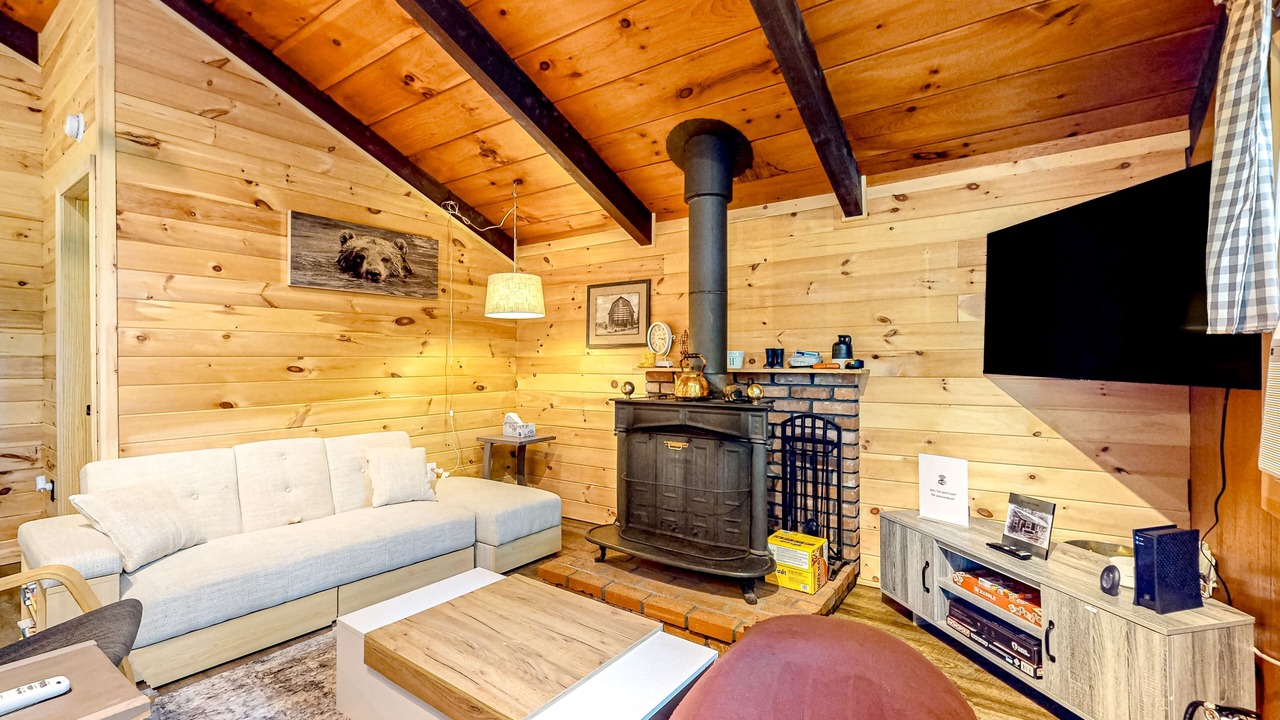 Photo of Livingroom in Center Conway