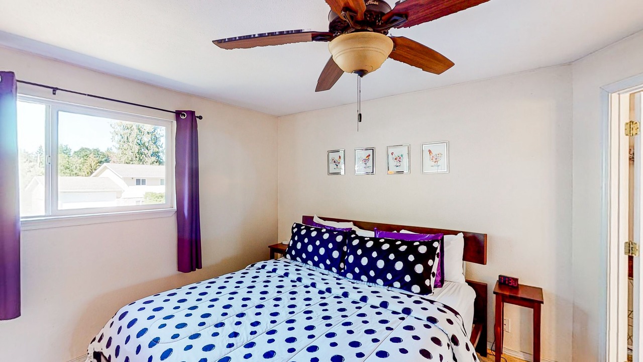 Photo of Bedroom in Maple Heights-Lake Desire