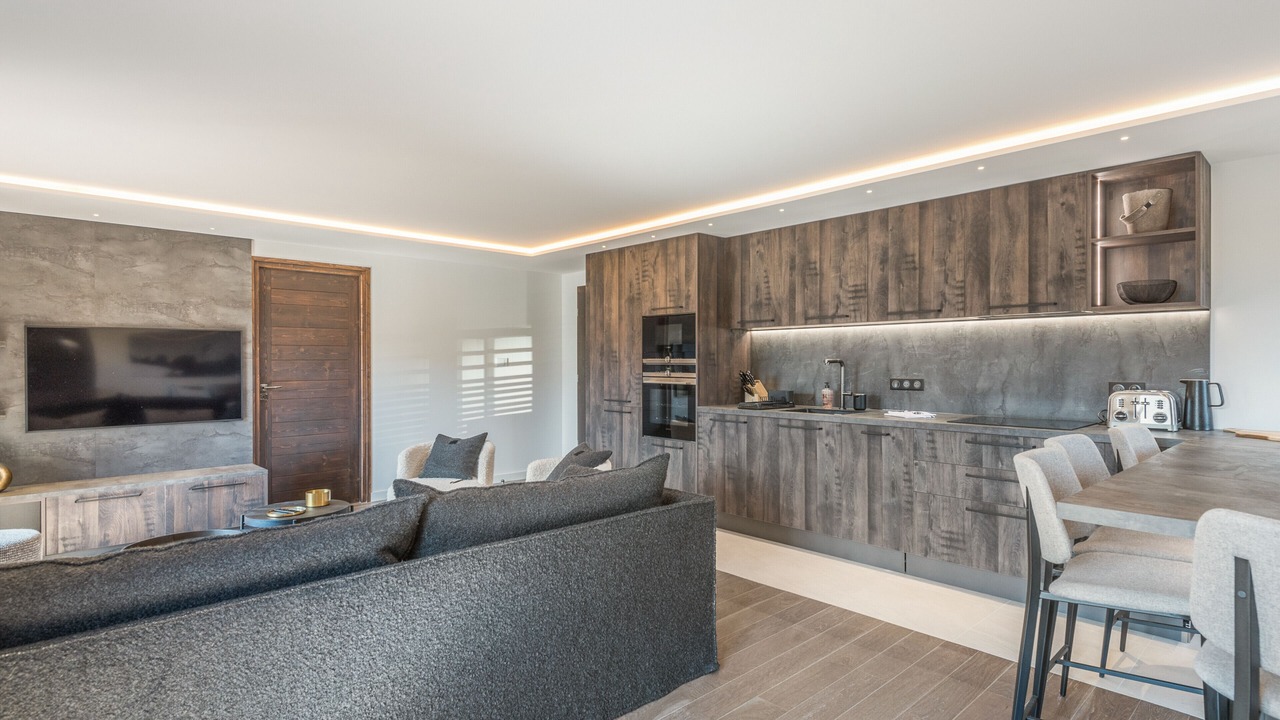 Photo of Livingroom in Demi-Quartier
