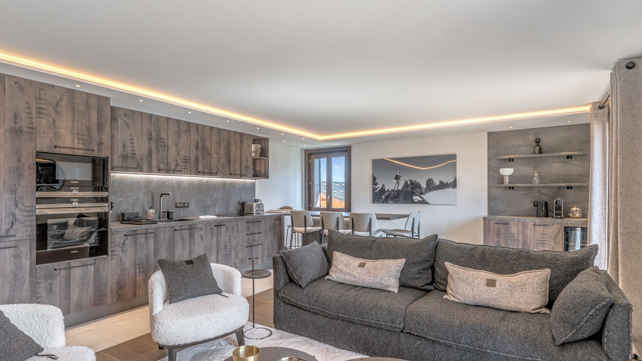 Photo of Livingroom in Demi-Quartier
