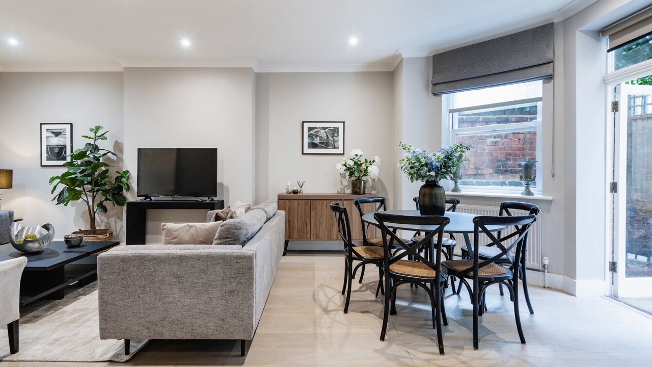 Photo of Others in Frognal and Fitzjohns