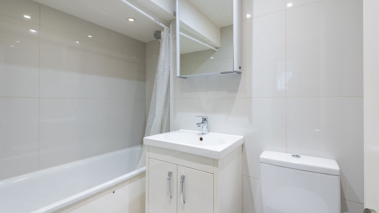 Photo of Bathroom in Frognal and Fitzjohns