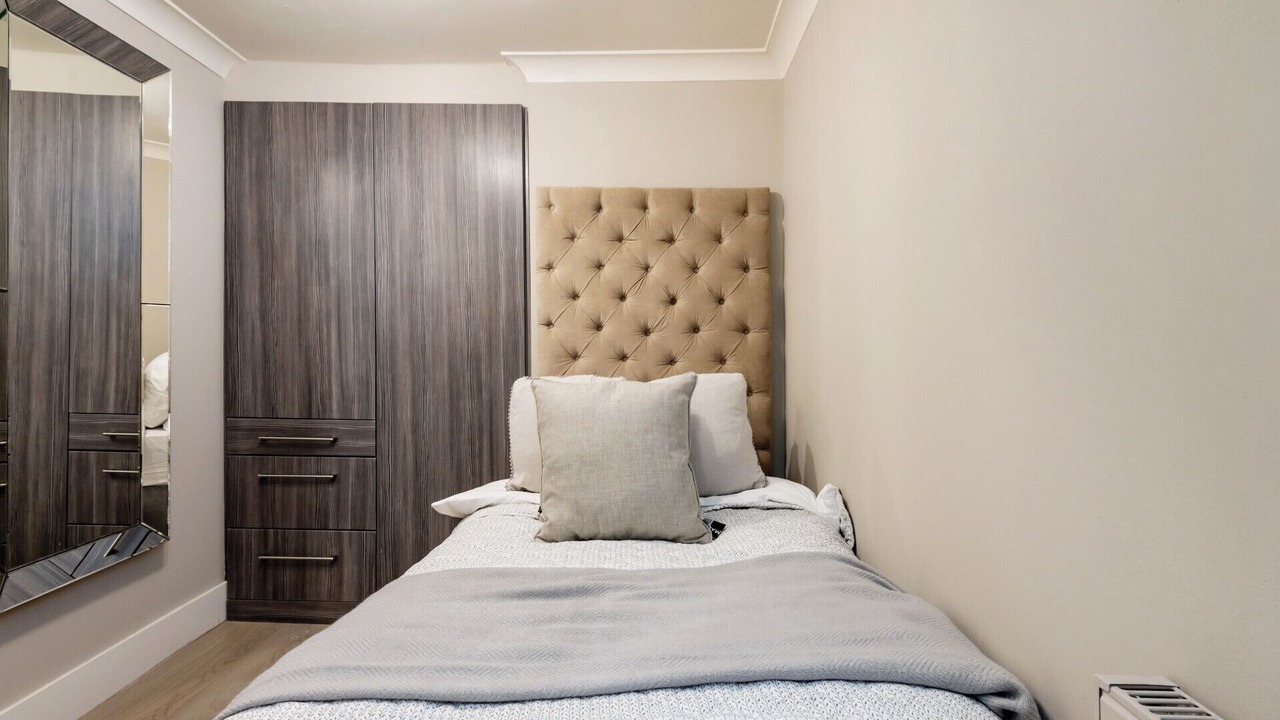 Photo of Bedroom in Frognal and Fitzjohns