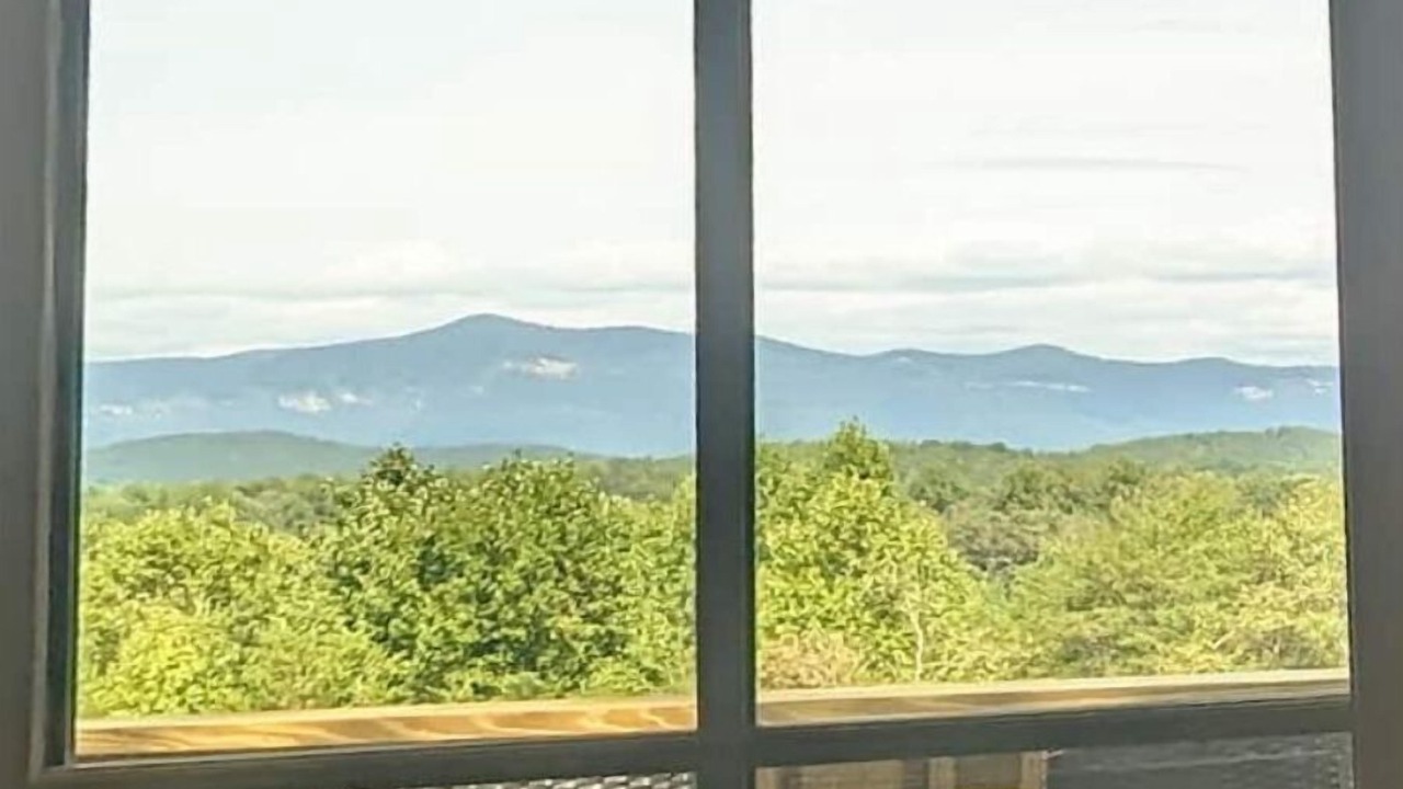 Photo of Bedroom in Pickens