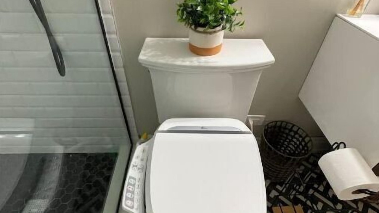 Photo of Bathroom in Near West Side