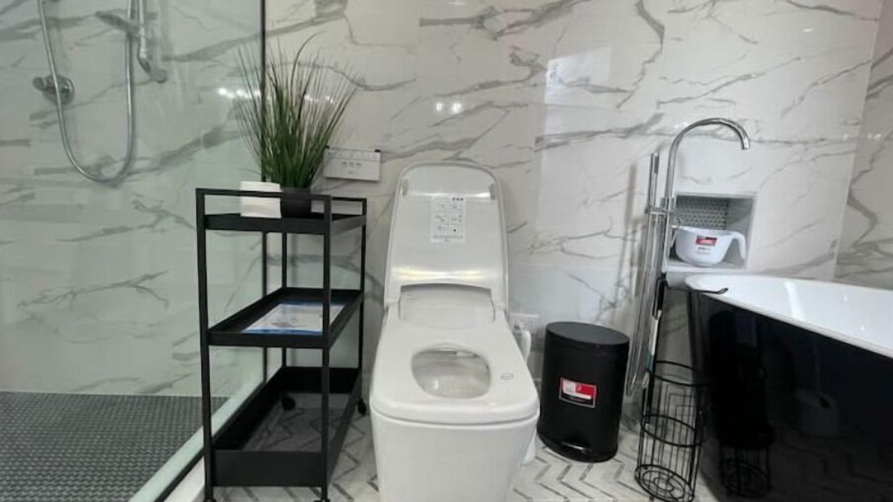 Photo of Bathroom in Near West Side