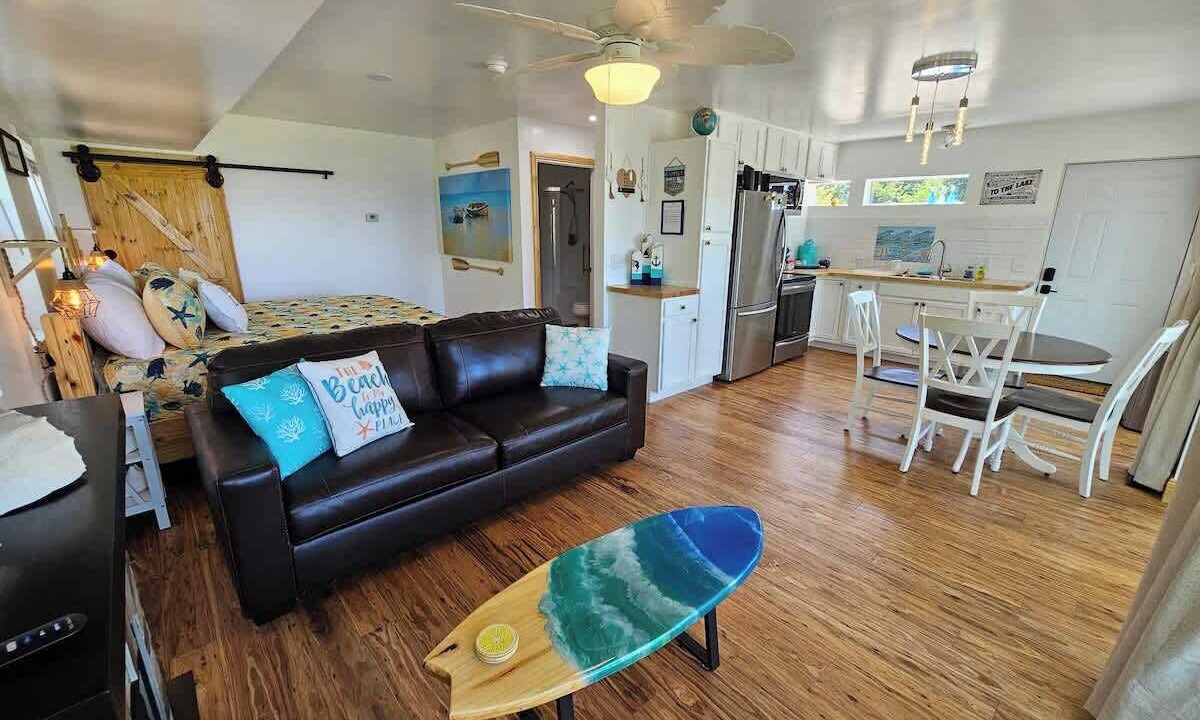 Photo of Others in Madison-on-the-Lake