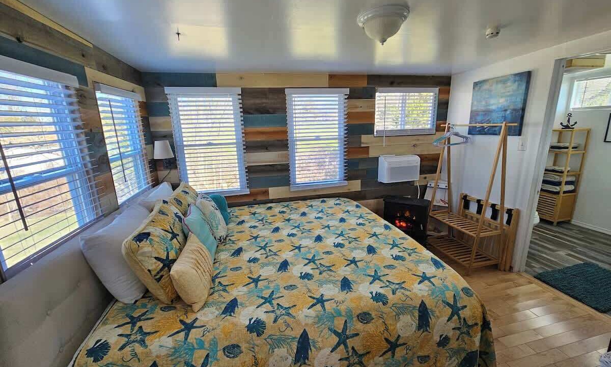 Photo of Others in Madison-on-the-Lake