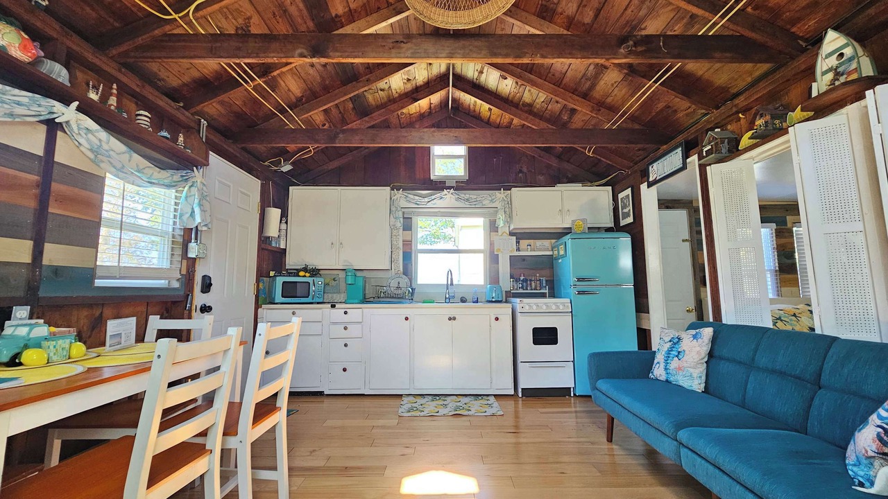 Photo of Bedroom in Madison-on-the-Lake