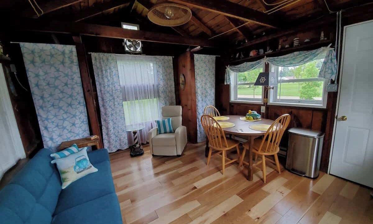 Photo of Others in Madison-on-the-Lake