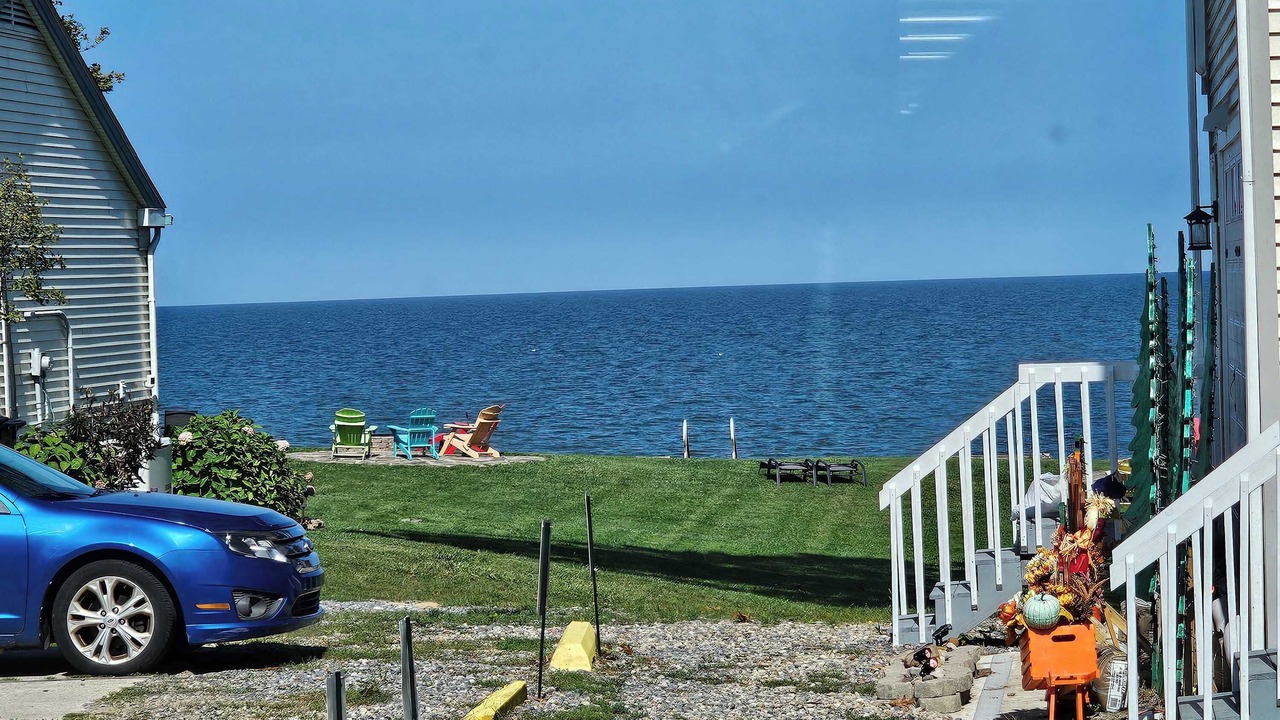 Photo of Outdoor in Madison-on-the-Lake