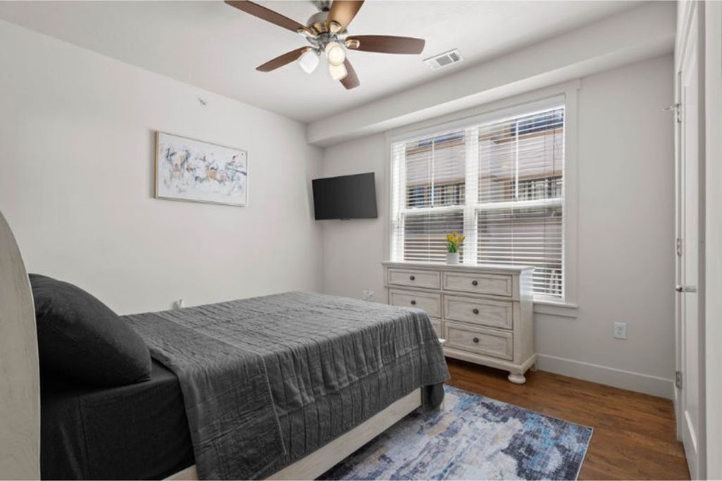 Photo of Bedroom in Country Club Plaza Area