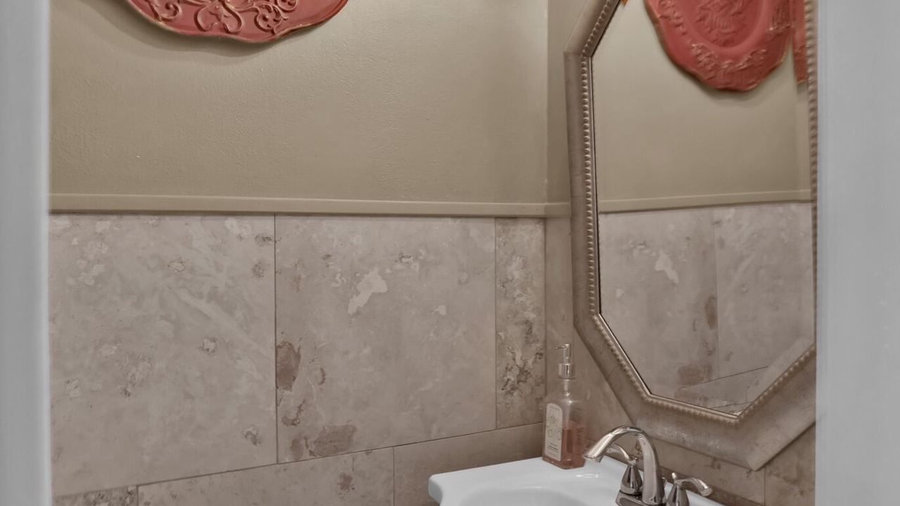 Photo of Bathroom in Broadmoor